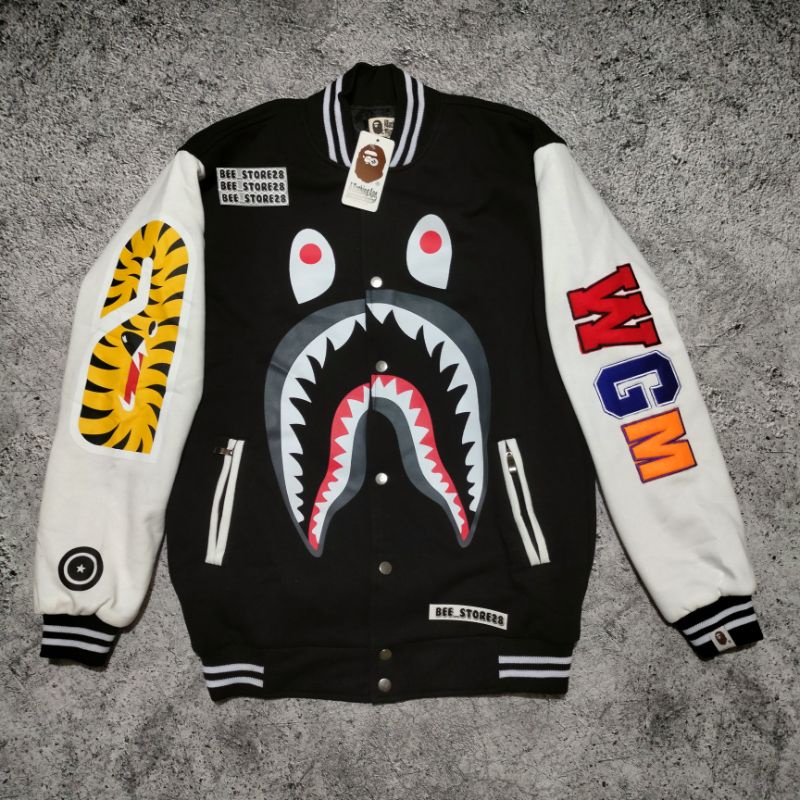 JACKET BOMBER / VARSITY BAPE SHARK BORDIR WGM FULLTAG &amp; LEBEL