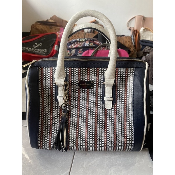 Pauls Boutique London TOP handle