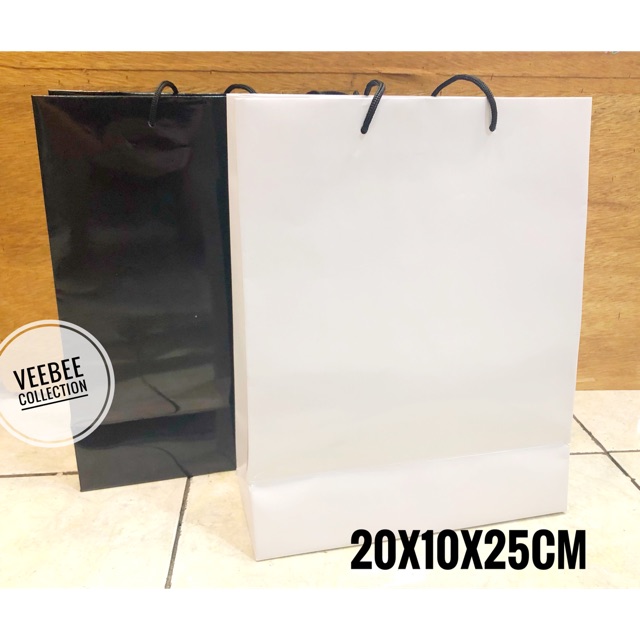 

Paperbag 20x10x25 / paperbag/ tas sovenir/ goodie bag/ tas kertas