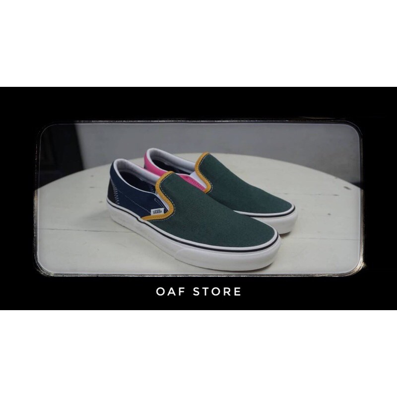 Vans SlipOn (Varsity) - Mlt/Blnc De Blnc