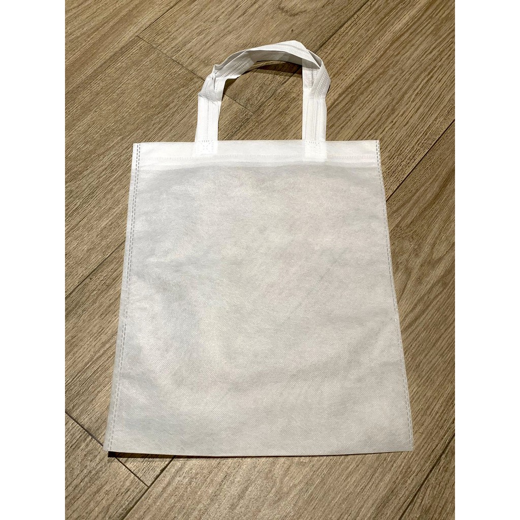 

Tas Spunbond Tali Flat Medium 30x37 cm Ekonomi ( Murah ) Goodie Bag