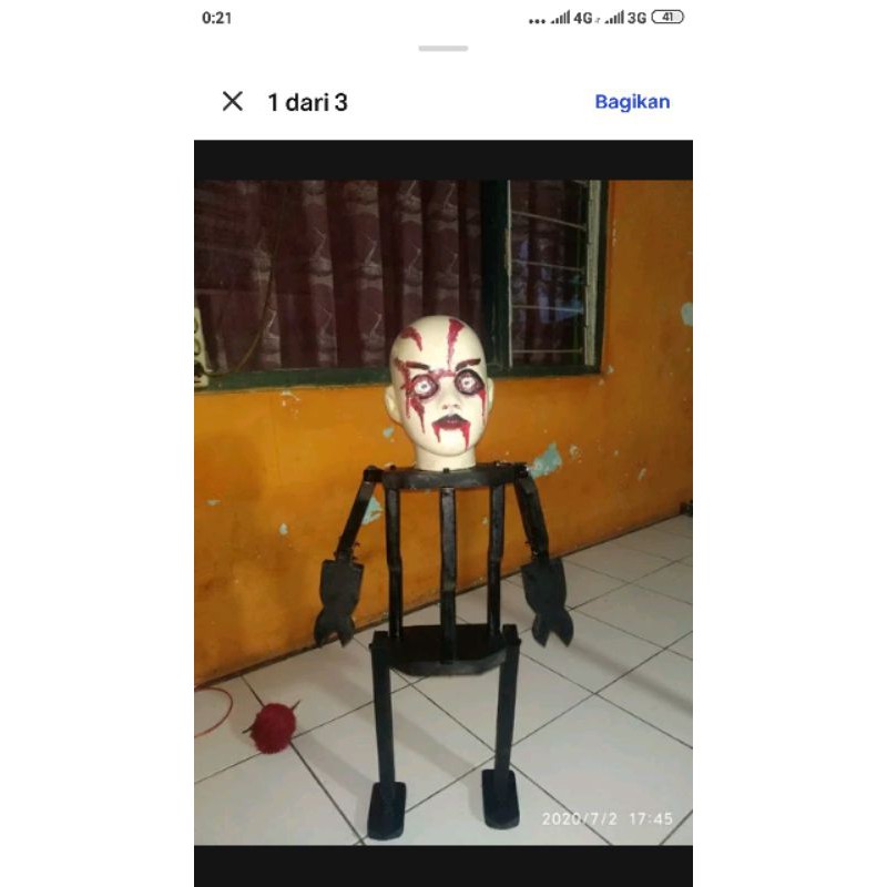 split doll boneka hantu  berjalan sendiri