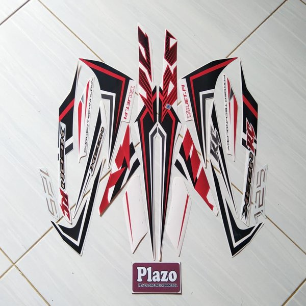 Striping stiker yamaha xeon rc 125 2014 putih
