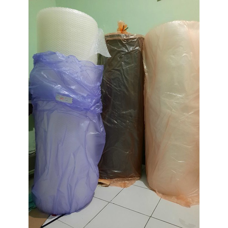 

Bubble Wrap Hitam Putih Kediri