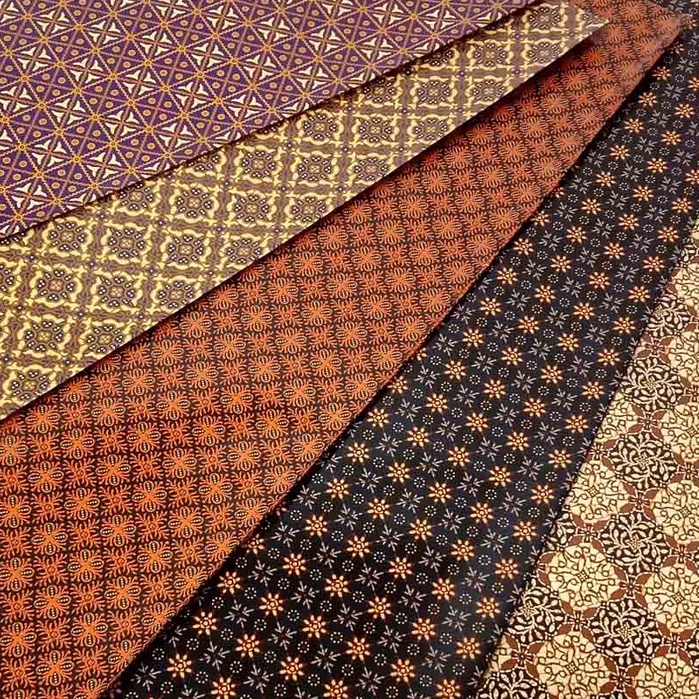 

Batik Keris Kertas Kado