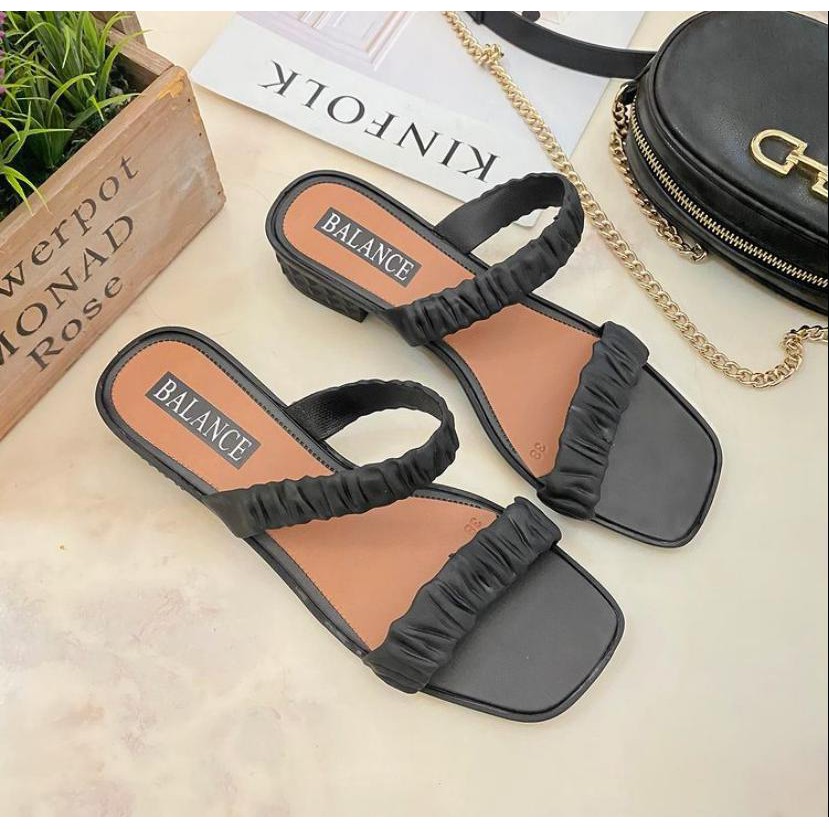 7.7 SALE  Sandal Jelly Hak DHARA kerut import