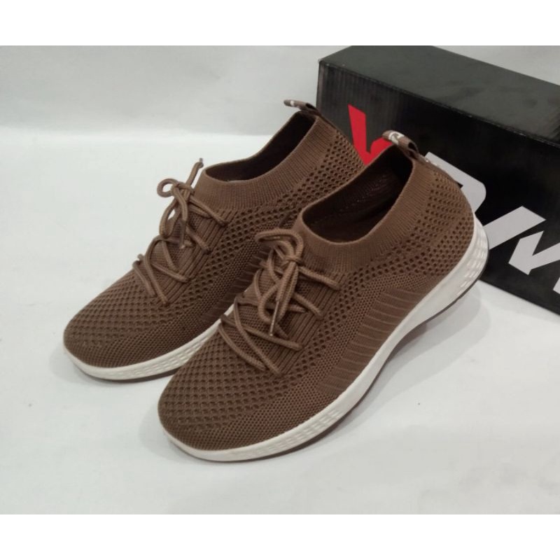 SEPATU SLIP ON RAJUT KDM IMPORT WANITA RUNNING 36-40.