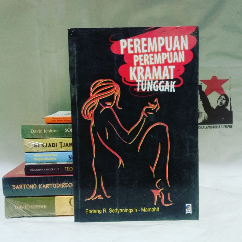 Dolly: Membedah Dunia Pelacuran Surabaya | Tjahjo Purnomo | Kisah yang Terlewatkan / Cornelius Prase