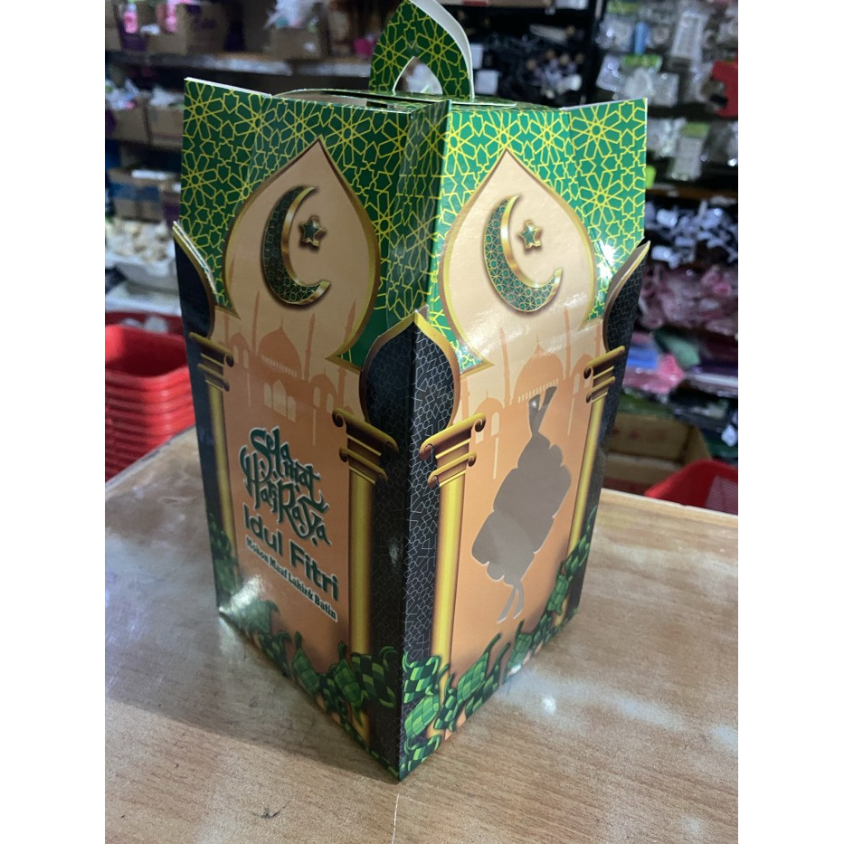 

Dus idul Fitri isi 3 toples bulat 500 gr / box kue kering