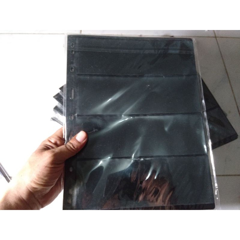 

REFILL ALBUM PRANGKO BARIS 4
