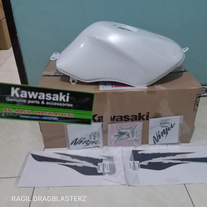 tangki Tengki new ninja rr SE putih 2012 stiker tangki set original