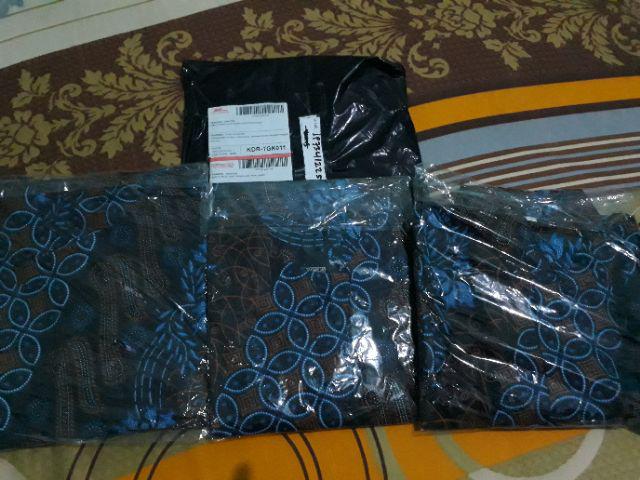 Kemeja Batik Kerja Big Size Jumbo Size Fit Xxl Ld 115 Warna Hitam Putih Casual Formal Kondangan