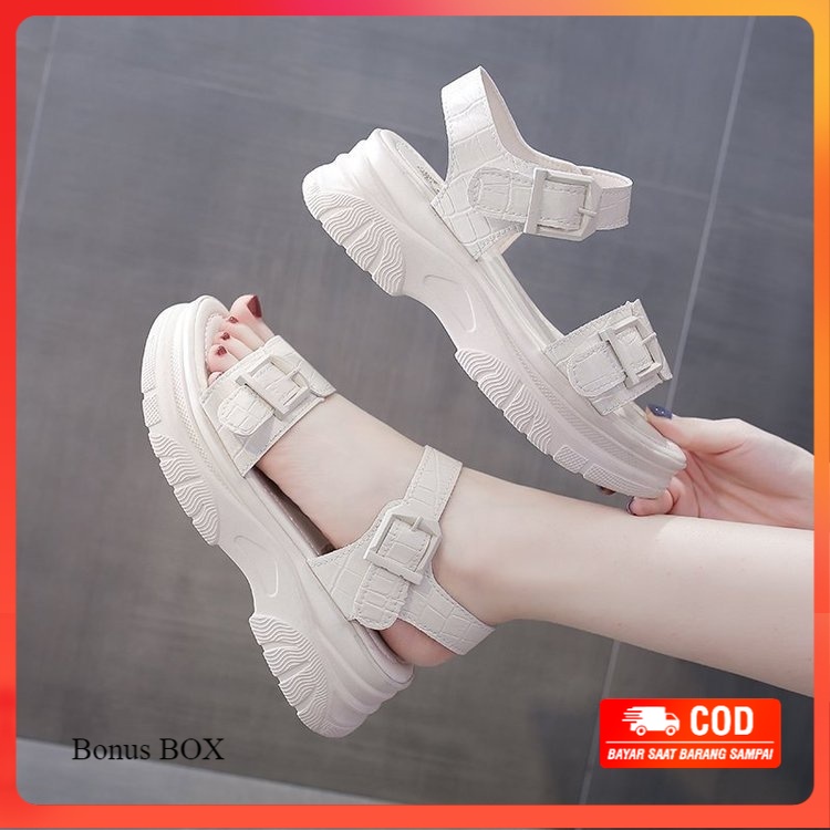 [ ORIGINAL IMPORT ] Sepatu Sandal Wanita Import Premium Quality Sandal Gunung ID134