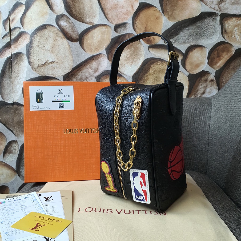 Pouch LV X NBA Cloakroom Dopp Kit Monogram Leather HITAM