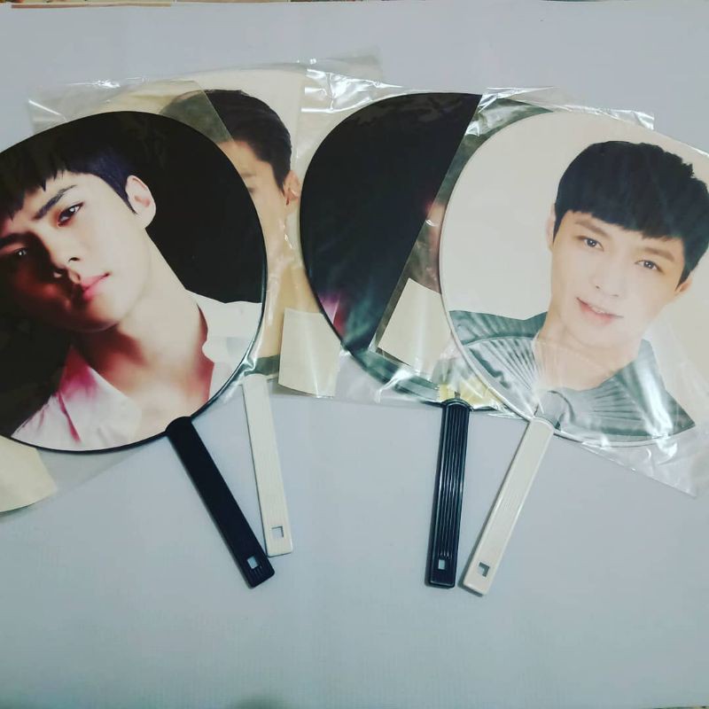 [WTS] EXO OFFICIAL MERCH : FAN KIT