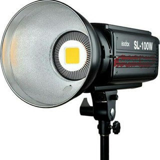 Lampu Flash Studio Godox SL 100 W - LED Video Light Godox