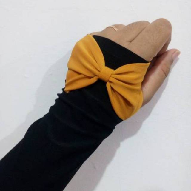 HANDSOCK JEMPOL BLACSERIES