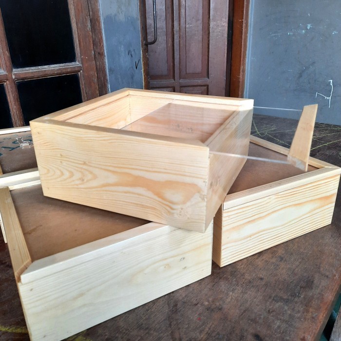 

Kotak gift box sliding 20x20x8 acrylic Transparan kotak kayu akrilik