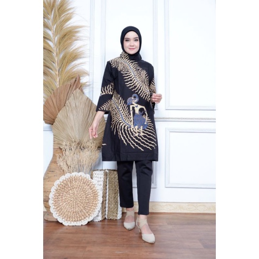 batik tunik wayang hitam