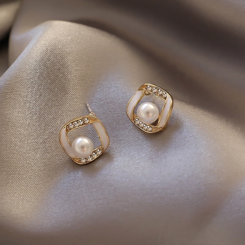 Anting Mutiara Bahan 925 Silver Gaya Retro Korea Untuk Wanita