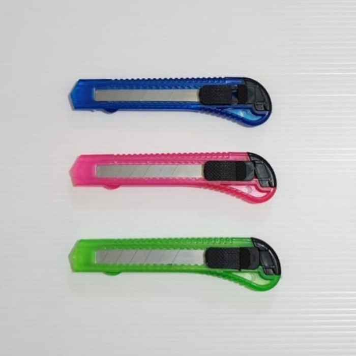 

JOSHA !! Pisau Cutter Besar Transparan 18mm Alat Potong Kertas Super Tajam