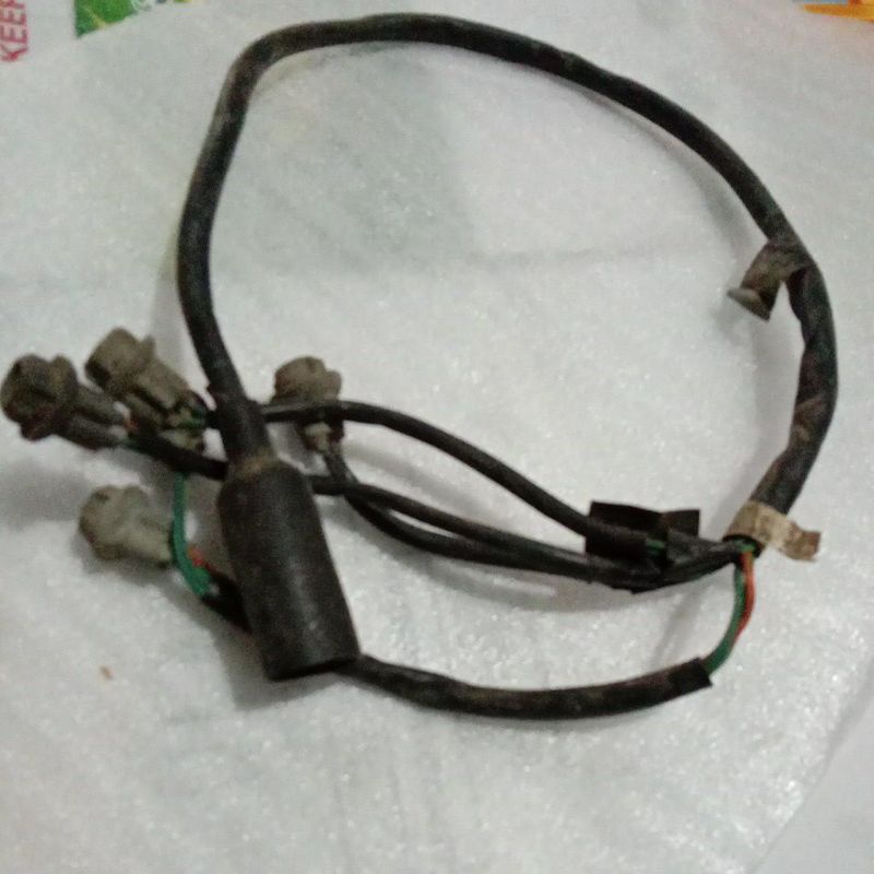fiting soket kabel lampu rem belakang Vario 110 old karbu pertama