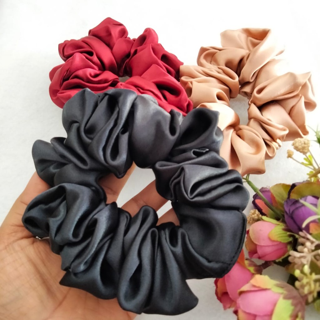 SCRUNCHIE JUMBO SATIN/IKAT RAMBUT/CEPOL HIJAB/SCRUNCI