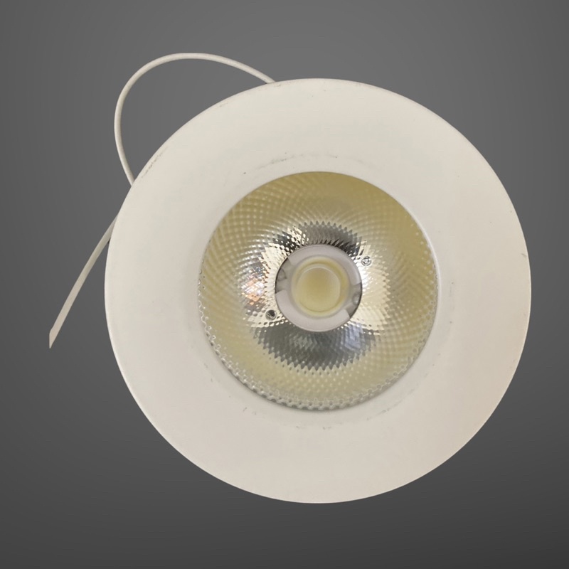 Lampu downlight spotlight outbow
