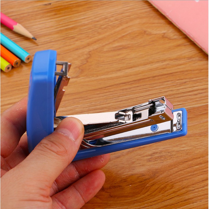 Staples 10 Stapler Kantor Steples Pengikat dan Perekat Staples Import