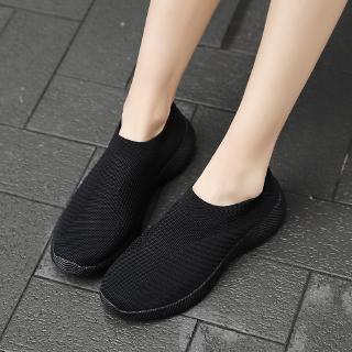  Sepatu  Sneakers Wanita Lari Tanpa  Tali  Breathable Ukuran 
