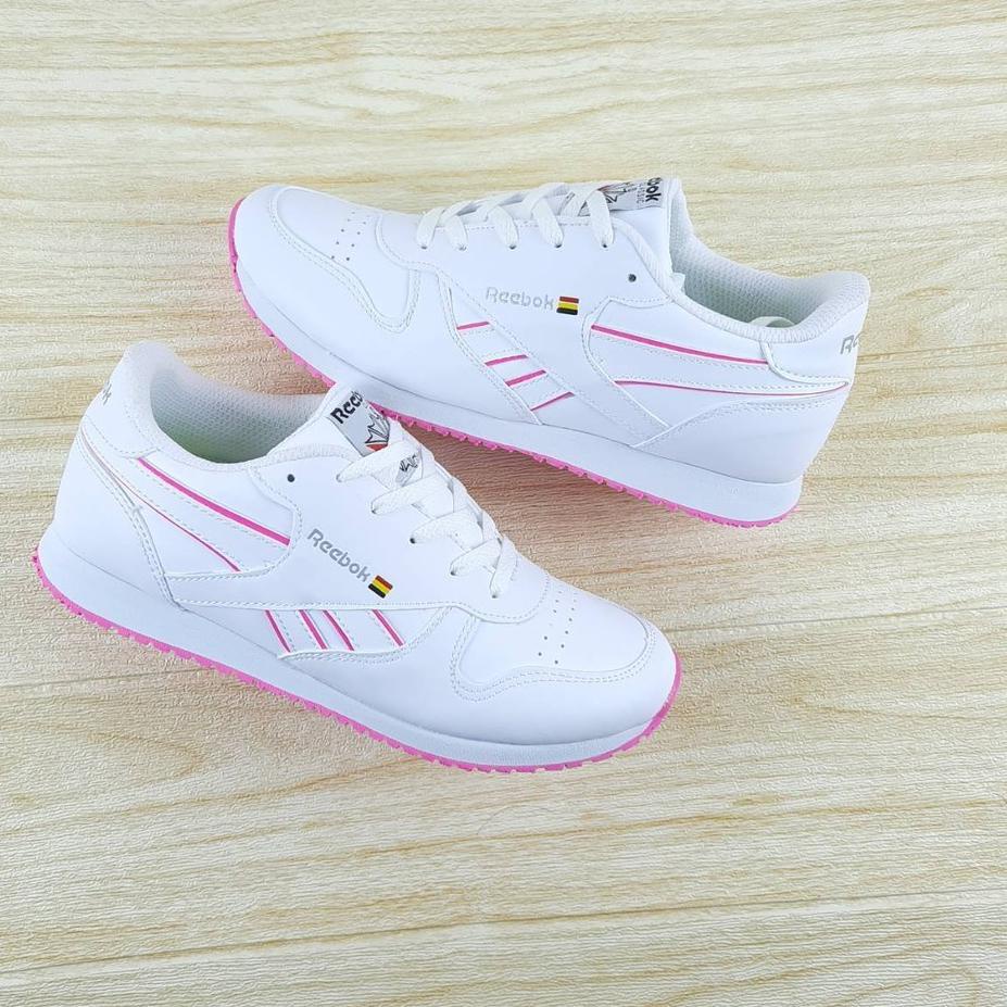 Modern.. Sepatu reebok wanita / Sepatu sneakers wanita / Sepatu senam wanita / Sepatu putih wanita /