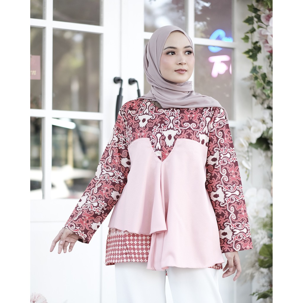 Jual Seragam Kerja Kekinian ORI SIMPLY2SIMPLY - Batik Wanita Atasan