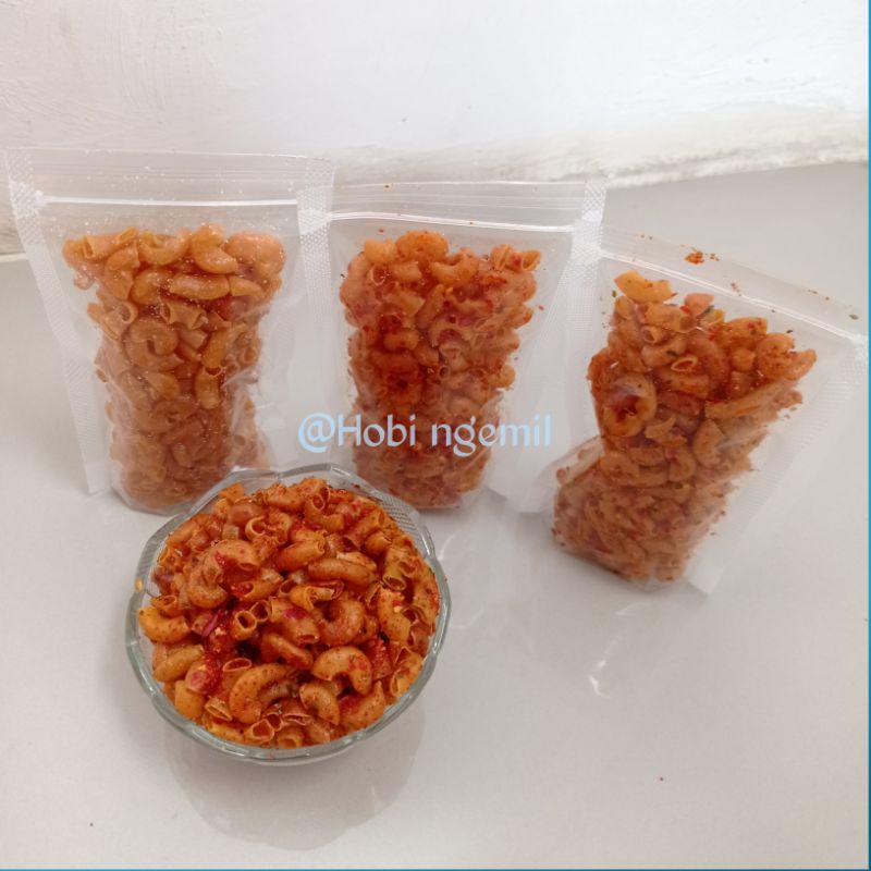

Makaroni Bantet Renyah Murah kemasa standing pouch 50gr
