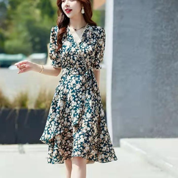 Terlaris.. dress bunga/dress bunga korea/2022 baru gaun sifon bunga kecil V-neck seksi mid-length