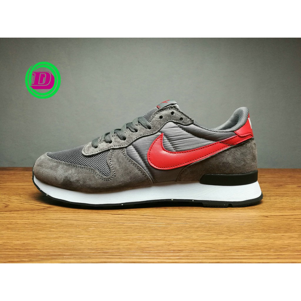 nike internationalist men grey