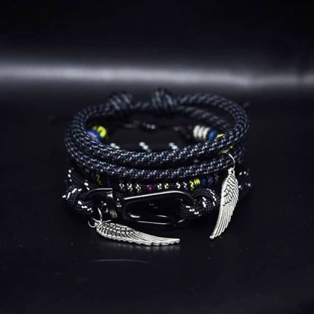 Gelang Pria Keren Hitam Paket Set Paracord Etnik Carabiner Cowok Laki Gantungan Charm Liontin Pendant Sayap Premium Murah