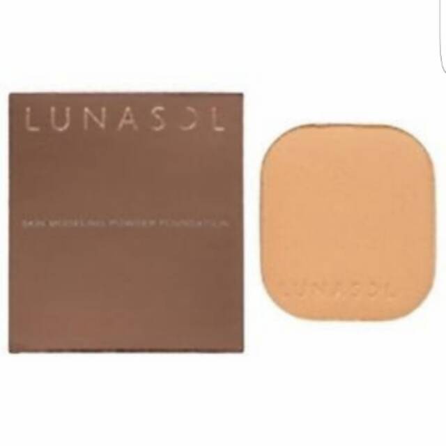 Lunasol Skin Modeling Powder Foundation