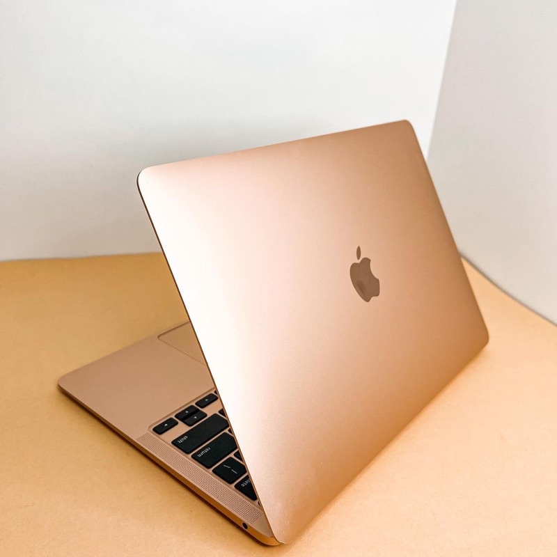 Macbook Air Retina 13 inch 2018 // 2019 Ram 8Gb Ssd 128/256gb Dual Core intel i5