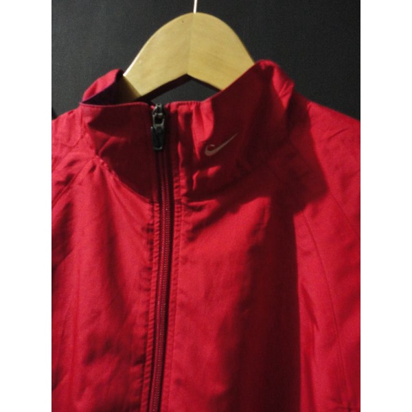 NIKE VINTAGE WINDBRAKER JACKET