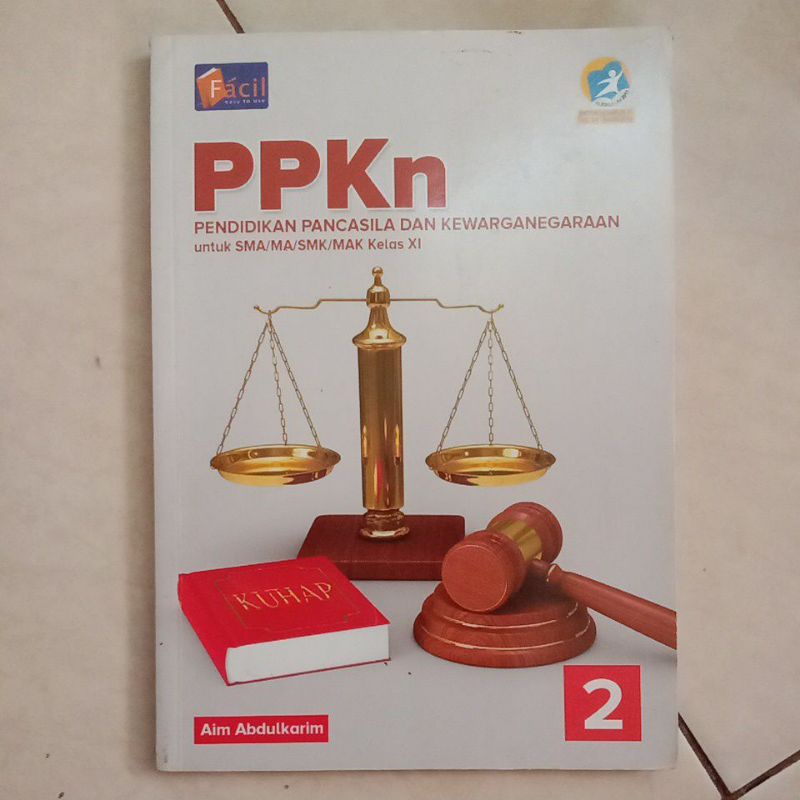 Buku PPKn Kelas 11 Grafindo Facil Aim Abdulkarim