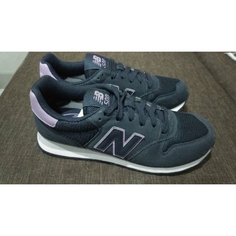New Balance Women Classic Traditionnels Black-Purple