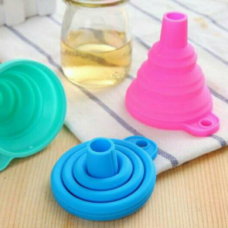 Corong Air Minyak Silicone Lipat Portable