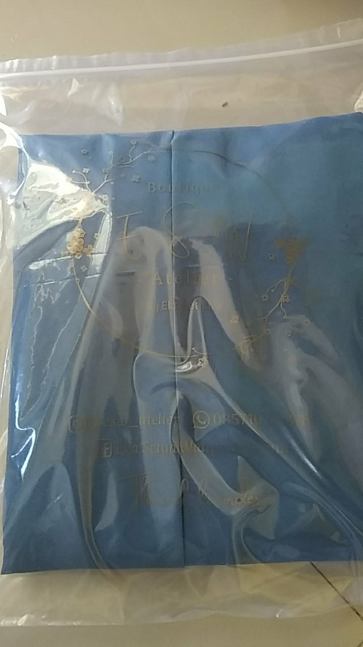 Plastik Klip Ukuran20x30, 25x35, 30x40cm Free Desain Klip Tanpa Plong