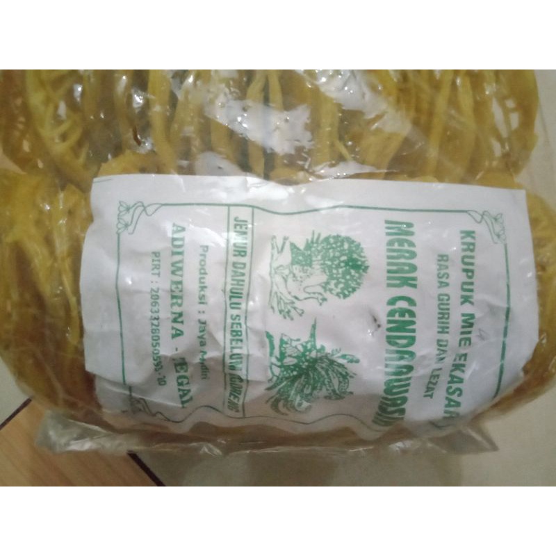 

kerupuk mie ukuran sedang