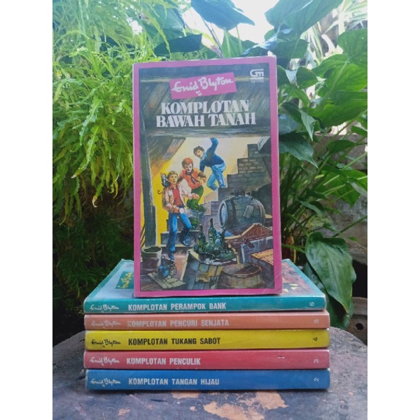 Seri Komplotan set - Enid Blyton