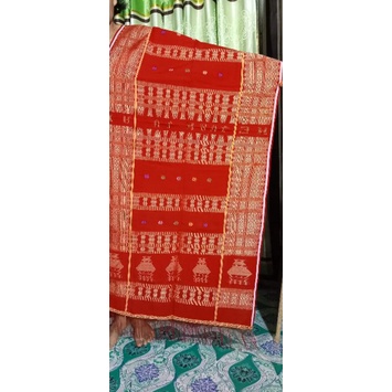 Uis nipes karo warna merah pengantin