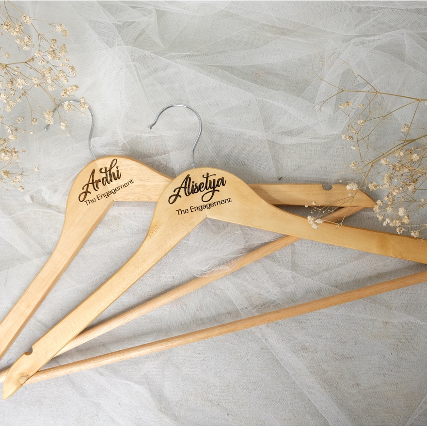 Wedding Hanger Natural Wood Foto Properti