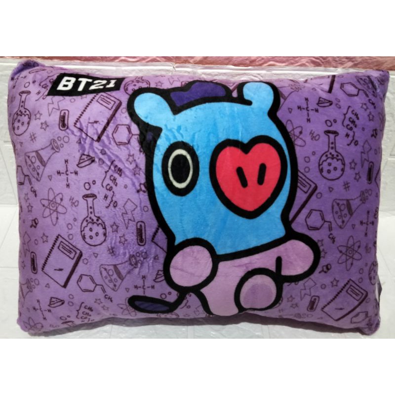 boneka bantal BT21