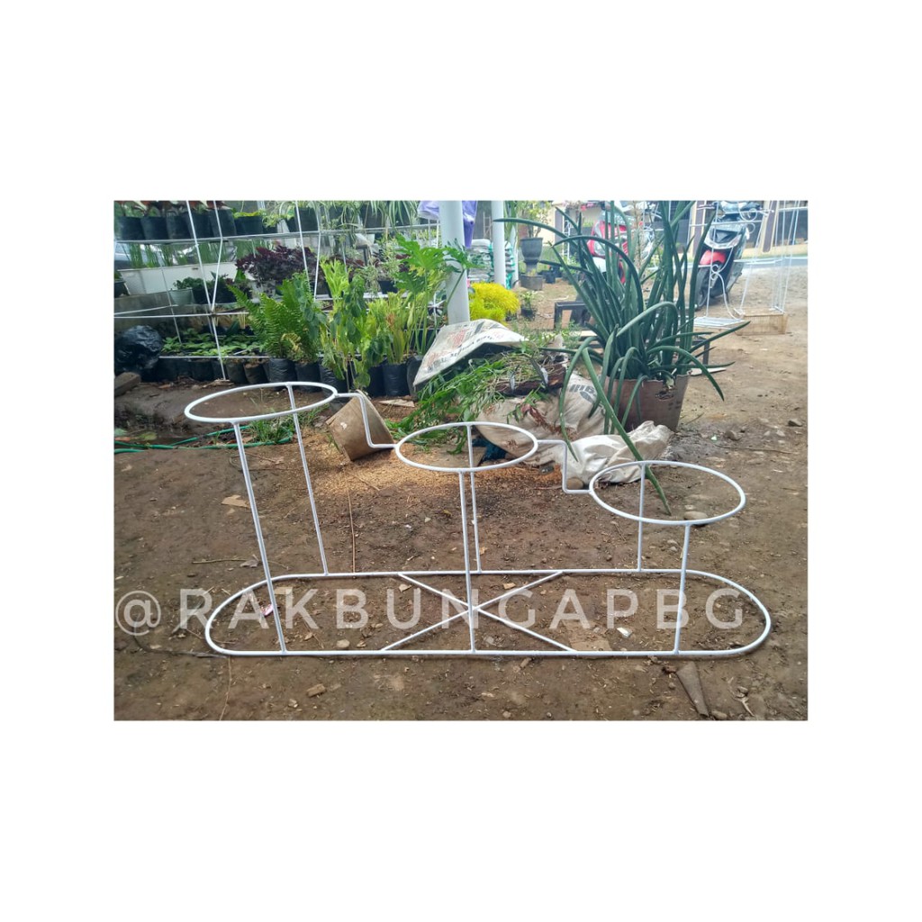 Rak Bunga Besi / Rak Bunga Minimalis / Rak Bunga Unik / Standing Planter