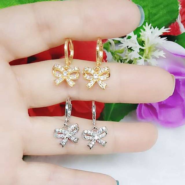 Anting pita Permata